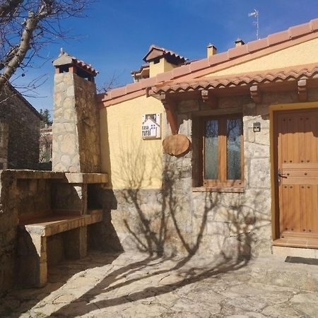 Tinao de Gredos Barajas de Gredos Exterior foto