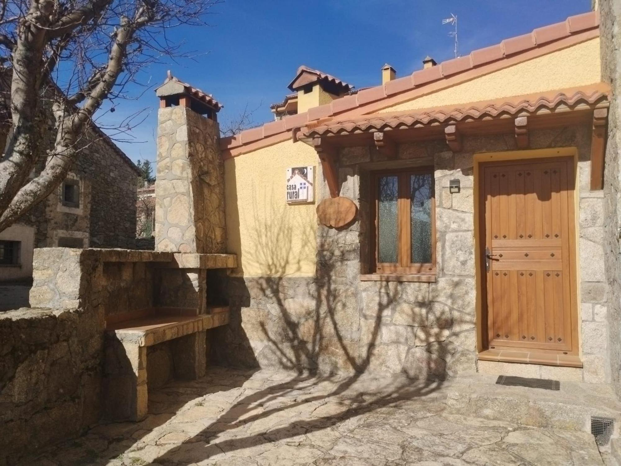Tinao de Gredos Barajas de Gredos Exterior foto