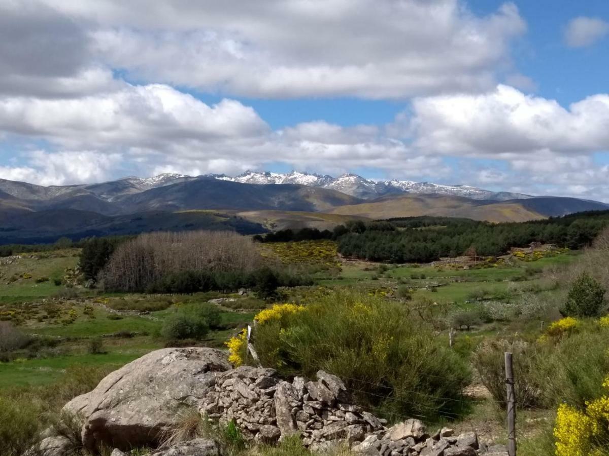 Tinao de Gredos Barajas de Gredos Exterior foto